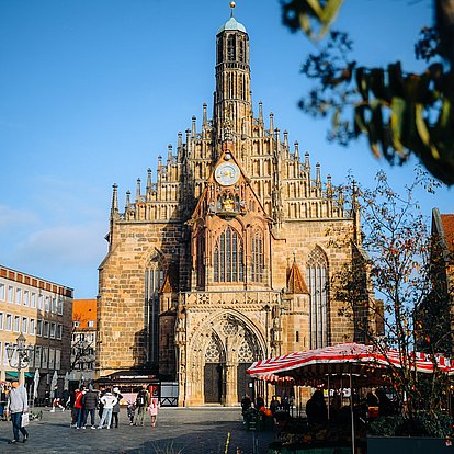 Frauenkirche Nürnberg, direkt am Hauptmarkt